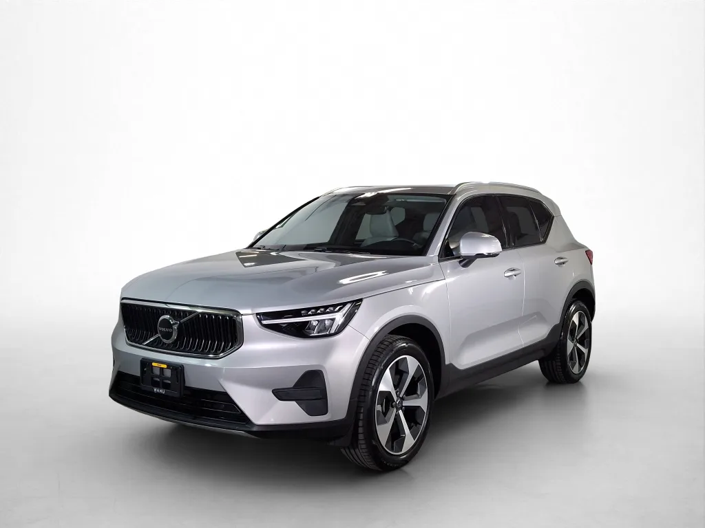 2024 Volvo XC40 B4 Plus Mild Hybrid